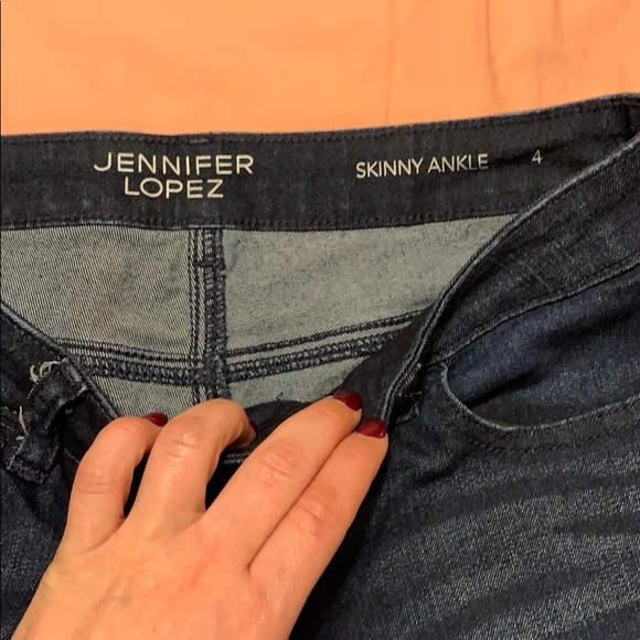 Jennifer Lopez jeans - Picture 3 of 4